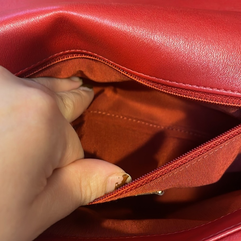 Chanel 19 Small Medium Lambskin Shoulder Bag Red - Picture 8 of 9